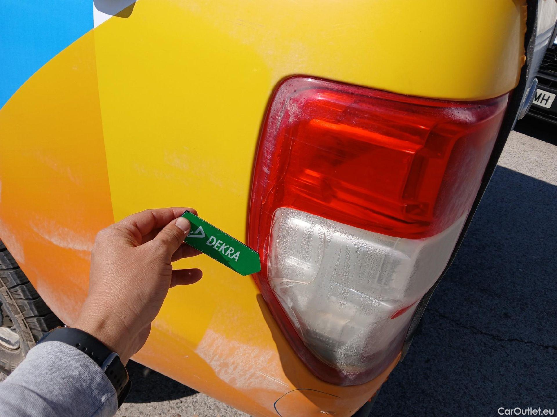  Ford  Ranger FORD  VU 4p 6G pickup 2.2 TDCi 118kW 4x4 Doble Cab. XL S/S #17