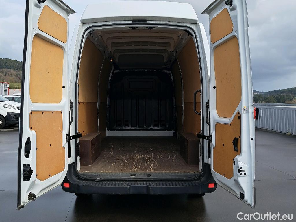  Nissan  NV400 NISSAN  / 2011 / 4P / furgón L3H3 3,5T 2.3dCi 110kW FWD Comfort #30