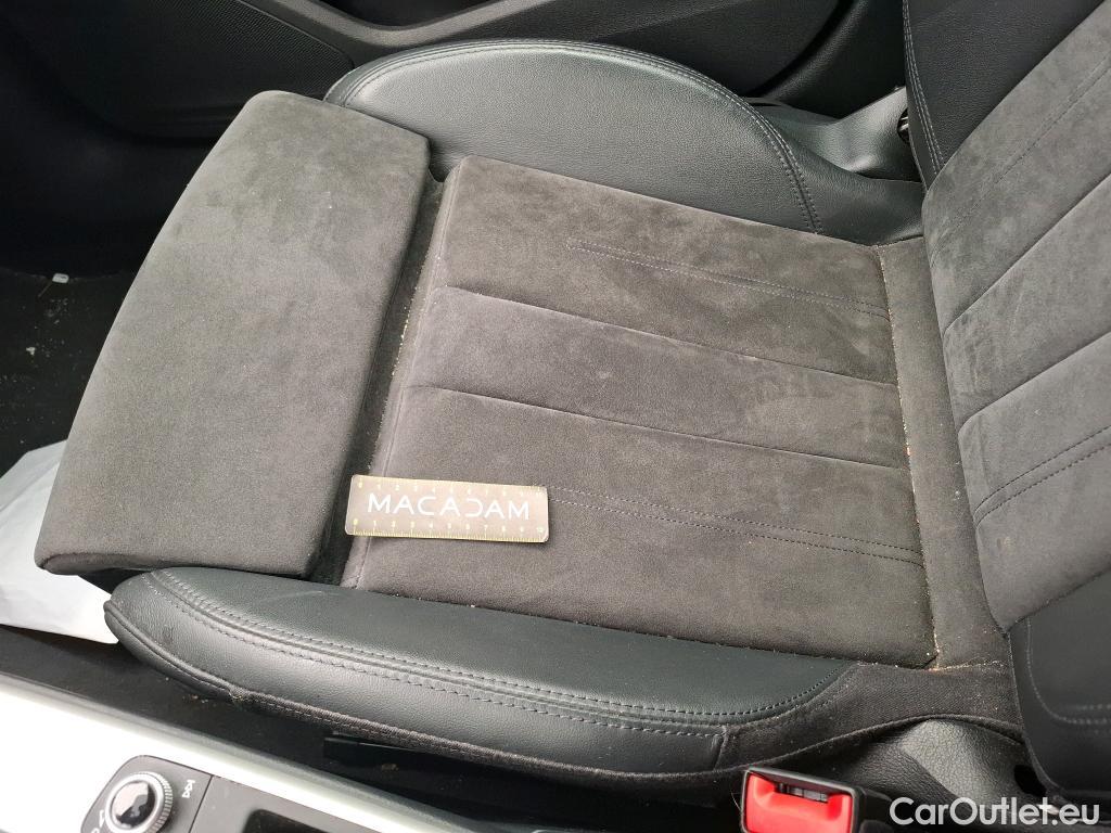  Audi  A4  Avant 30 TDI Business Line 2.0 TDI 135CV BVA7 E6d #39