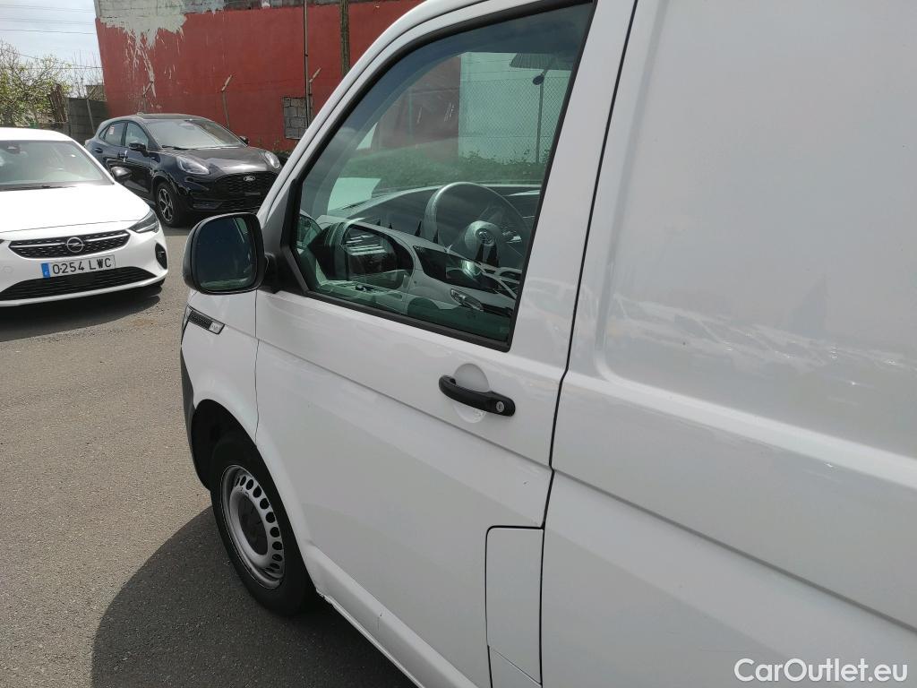  Land Rover  Discovery VOLKSWAGEN Transporter / 2020 / 4P / furgón 2.0TDI 81KW Corto #16