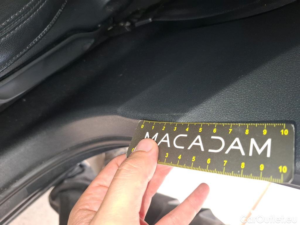  Audi  A4  Avant 30 TDI Business Line 2.0 TDI 135CV BVA7 E6d #43