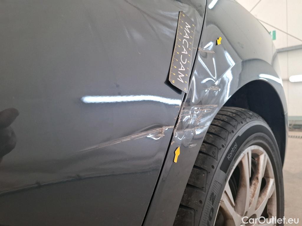  Audi  A4  Avant 30 TDI Business Line 2.0 TDI 135CV BVA7 E6d #5