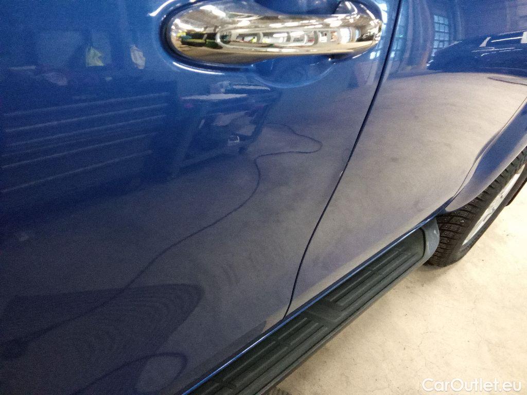  Toyota  Hilux  5p 2.4D 4WD Active DC #5