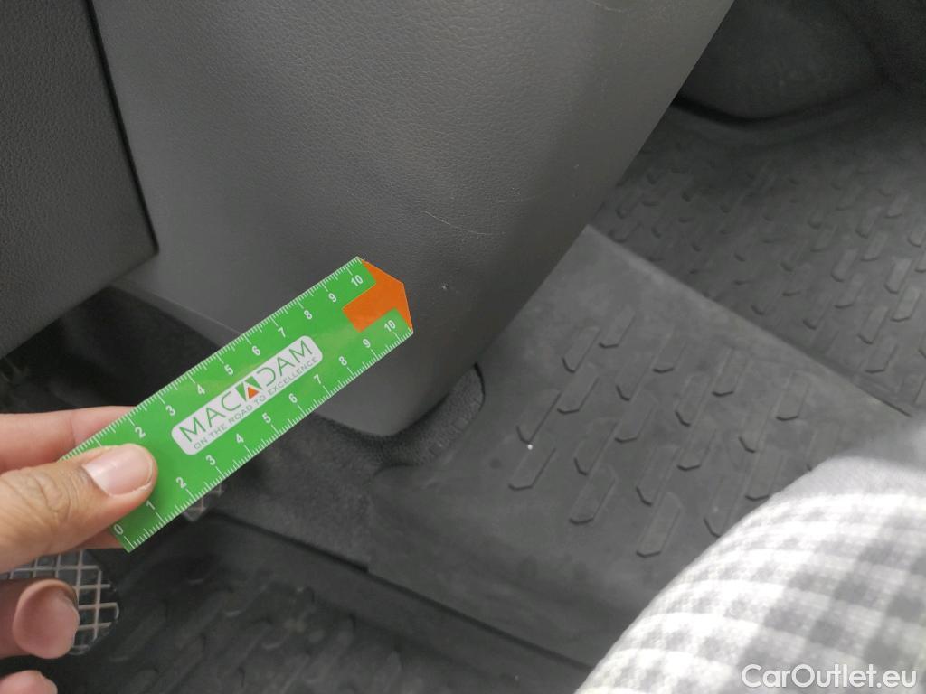  Land Rover  Discovery VOLKSWAGEN Transporter / 2020 / 4P / furgón 2.0TDI 81KW Corto #33