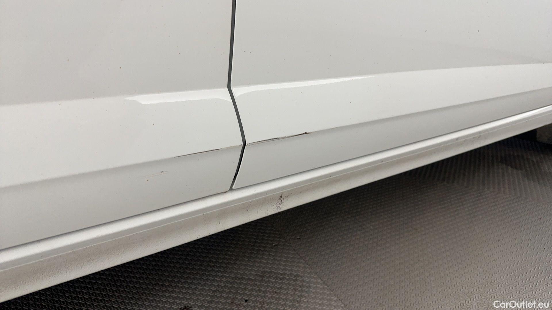  Volkswagen  Polo  1.0 MPi 75 Trendline 5d #1