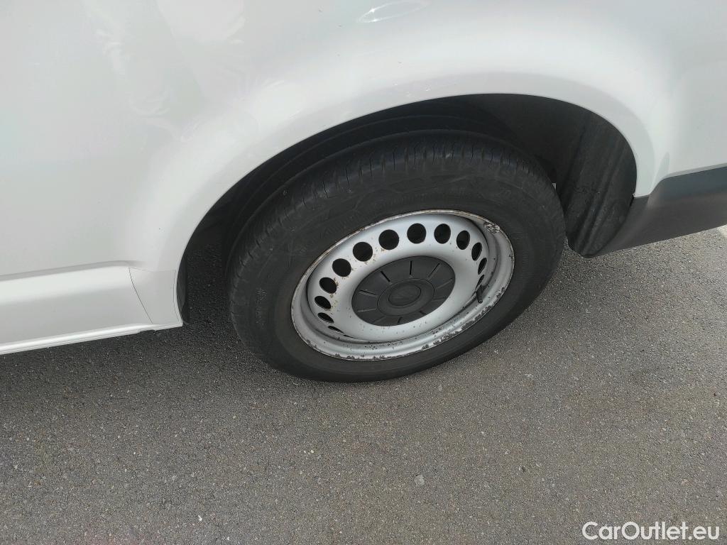  Land Rover  Discovery VOLKSWAGEN Transporter / 2020 / 4P / furgón 2.0TDI 81KW Corto #77