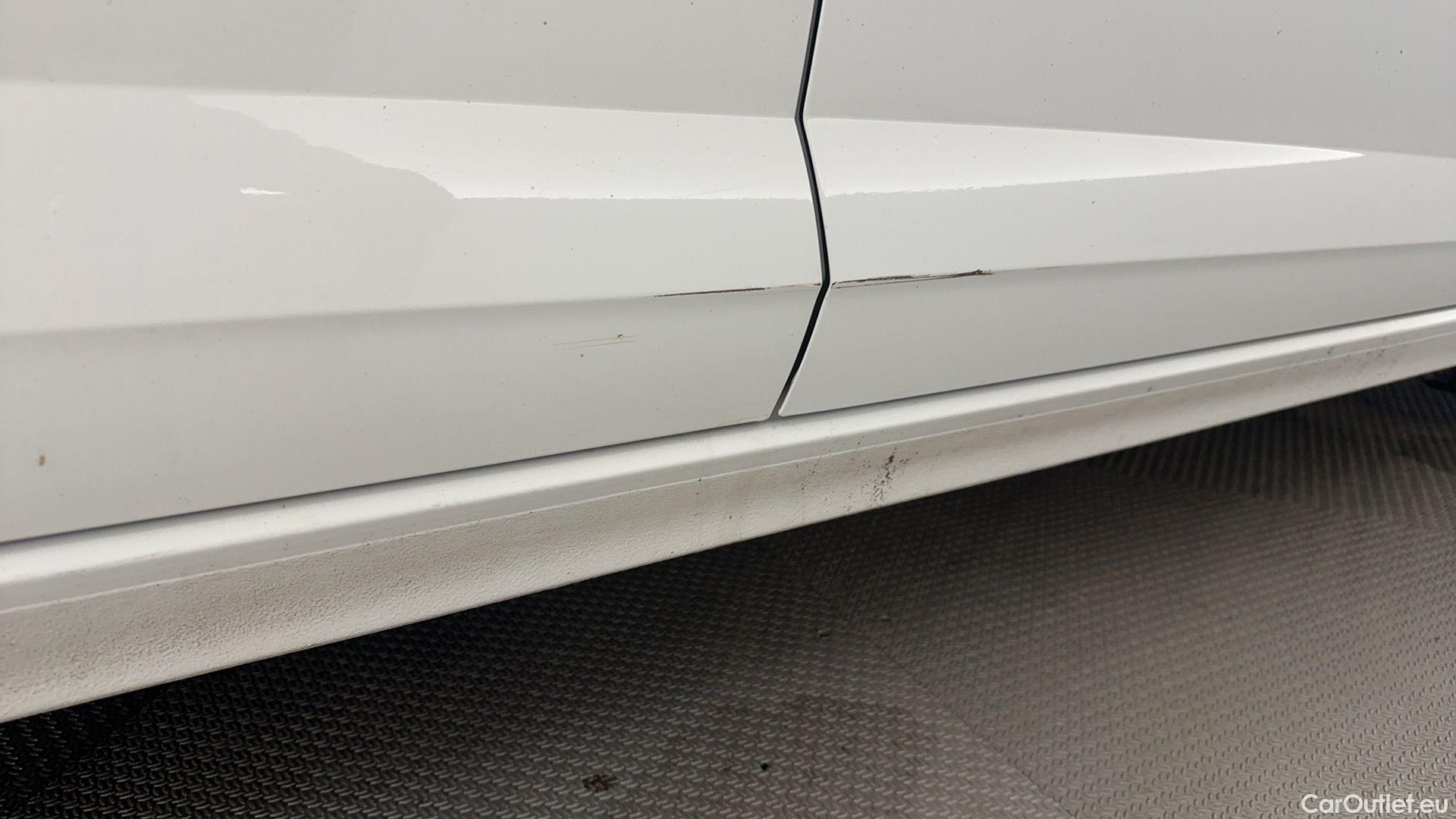  Volkswagen  Polo  1.0 MPi 75 Trendline 5d #2