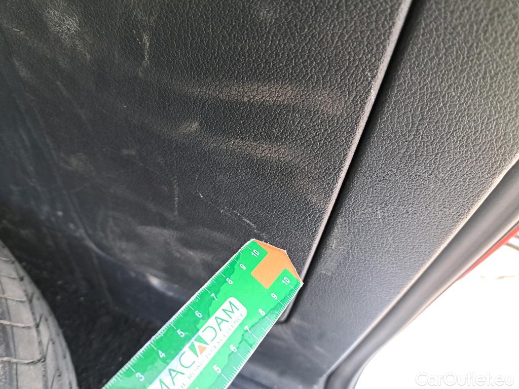  Volkswagen  Caddy VOLKSWAGEN  / 2015 / 5P / combi Outdoor 2.0 TDI 75kW (102CV) BMT DSG #16