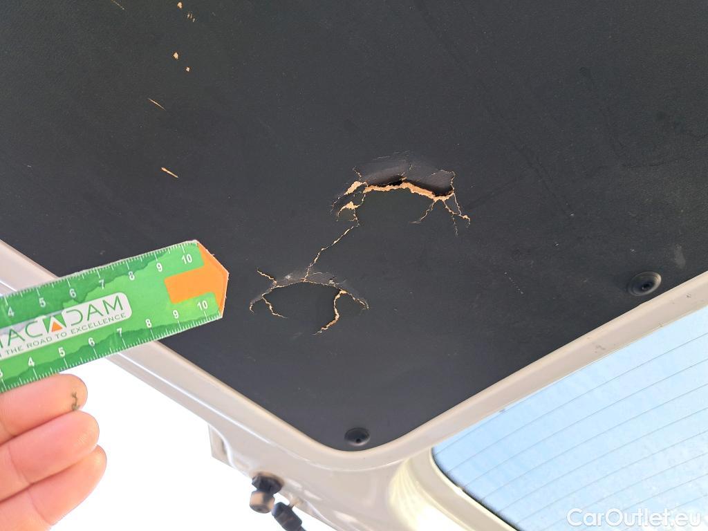  Volkswagen  Caddy VOLKSWAGEN  / 2015 / 5P / combi Outdoor 2.0 TDI 75kW (102CV) BMT DSG #18