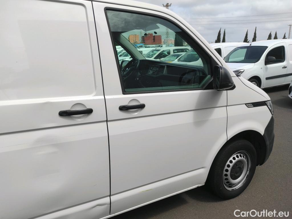  Land Rover  Discovery VOLKSWAGEN Transporter / 2020 / 4P / furgón 2.0TDI 81KW Corto #20