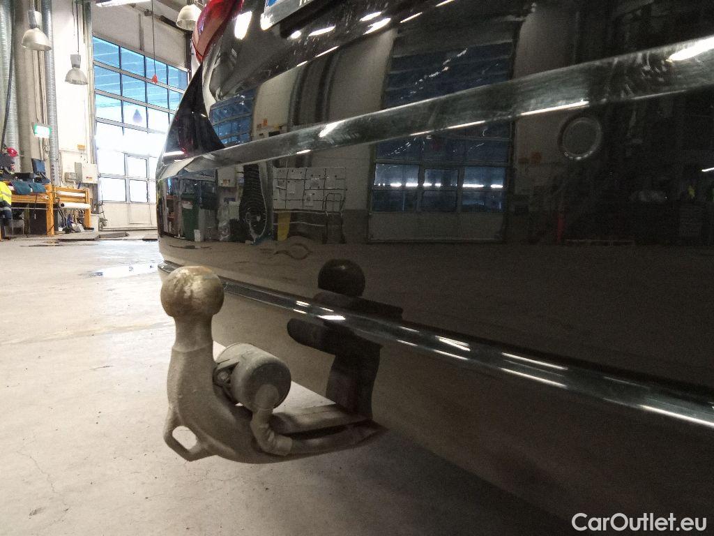  Bmw  Serie 3 330e Tour. Charged xDrive Aut #1