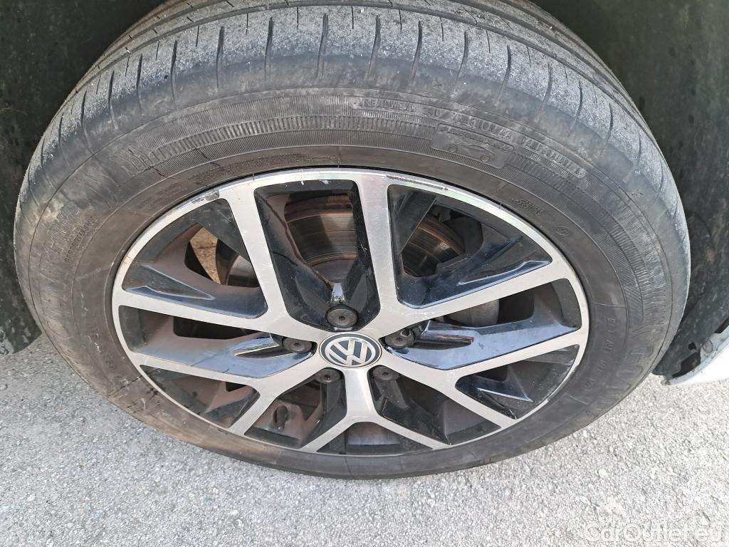  Volkswagen  Caddy VOLKSWAGEN  / 2015 / 5P / combi Outdoor 2.0 TDI 75kW (102CV) BMT DSG #1