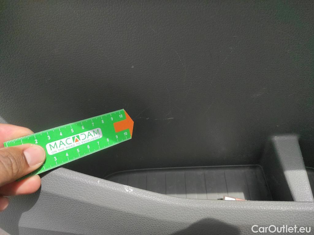  Land Rover  Discovery VOLKSWAGEN Transporter / 2020 / 4P / furgón 2.0TDI 81KW Corto #57