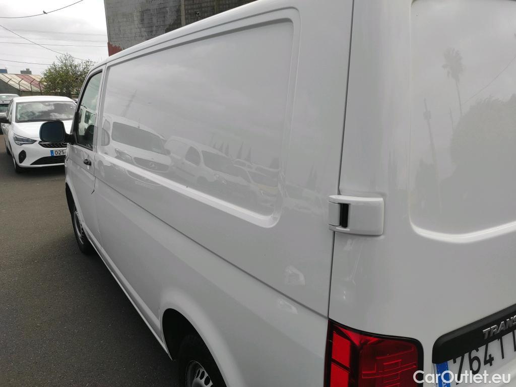  Land Rover  Discovery VOLKSWAGEN Transporter / 2020 / 4P / furgón 2.0TDI 81KW Corto #11