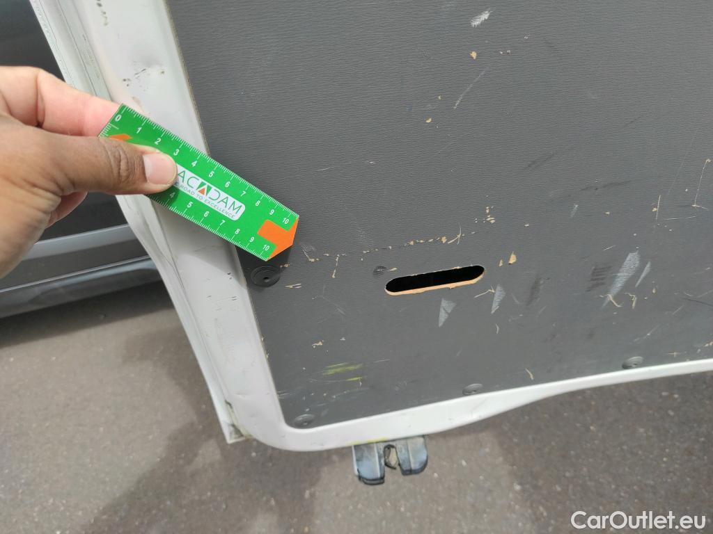  Land Rover  Discovery VOLKSWAGEN Transporter / 2020 / 4P / furgón 2.0TDI 81KW Corto #47