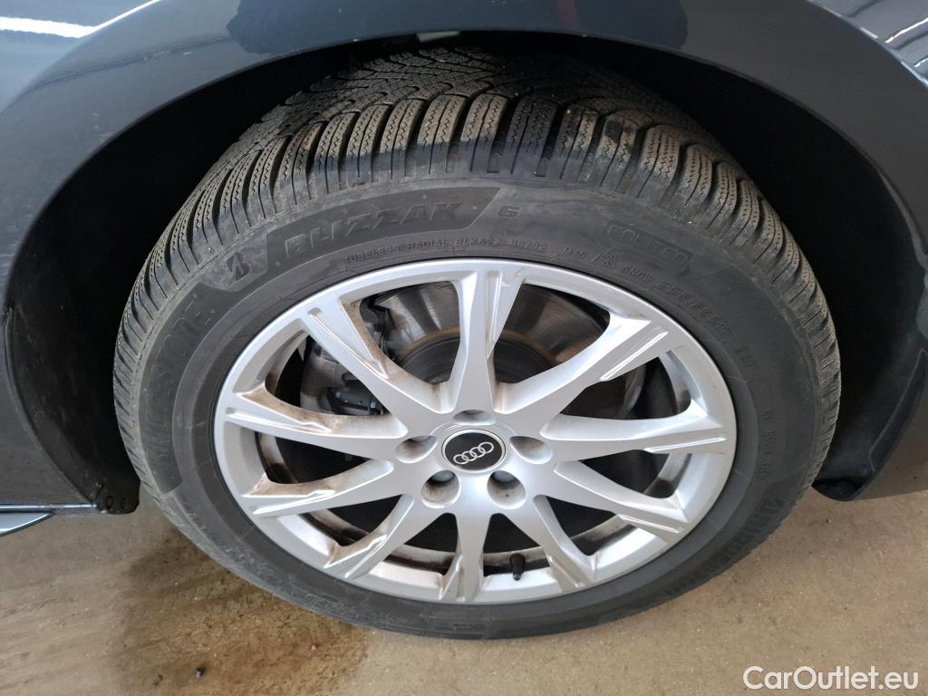  Audi  A4  Avant 35 TDI Business Line 2.0 TDI 165CV BVA7 E6d #32