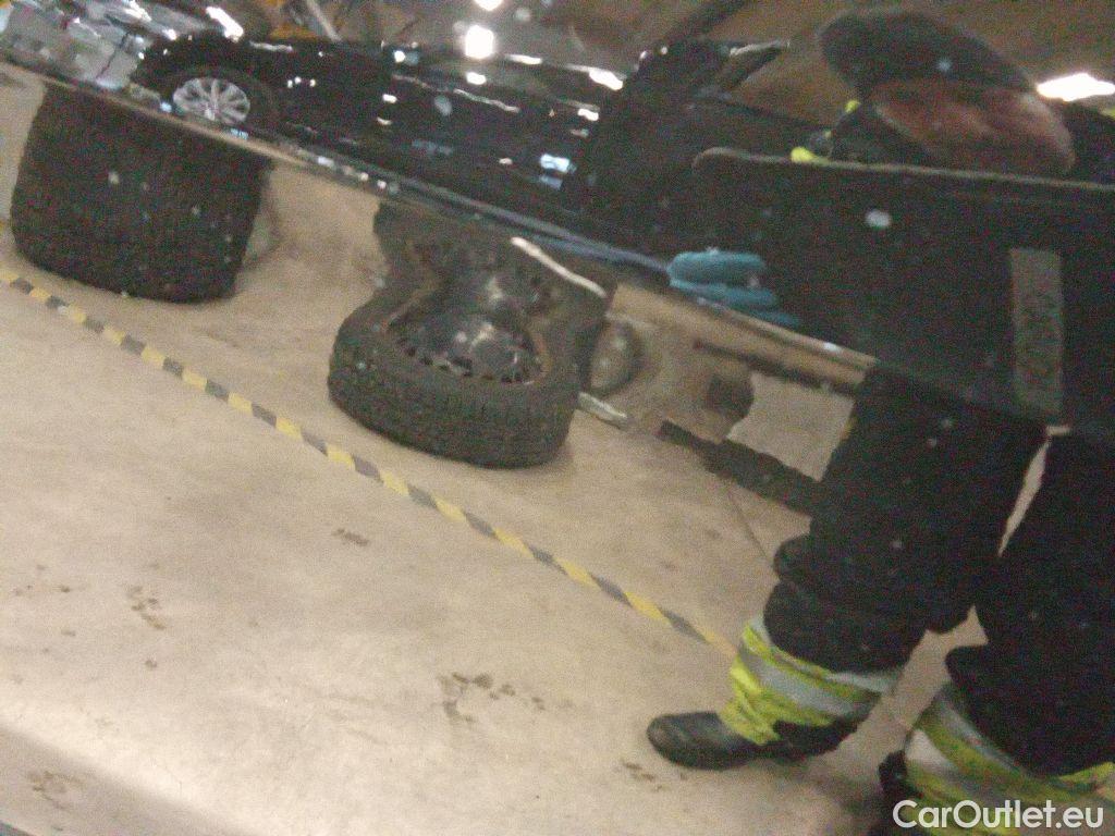  Audi  A4  Av.40TFSI MH Bu.Adv.qu. Aut #2