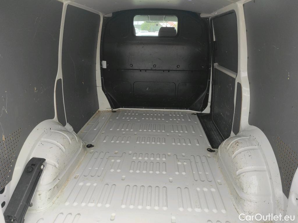  Land Rover  Discovery VOLKSWAGEN Transporter / 2020 / 4P / furgón 2.0TDI 81KW Corto #85