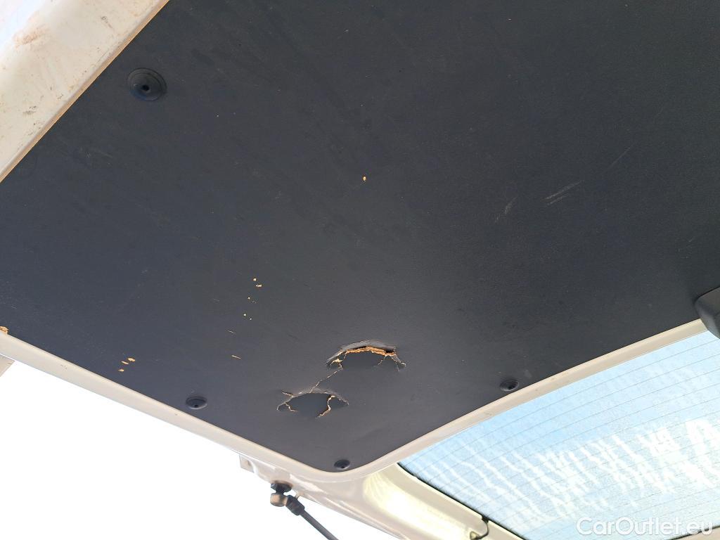  Volkswagen  Caddy VOLKSWAGEN  / 2015 / 5P / combi Outdoor 2.0 TDI 75kW (102CV) BMT DSG #17