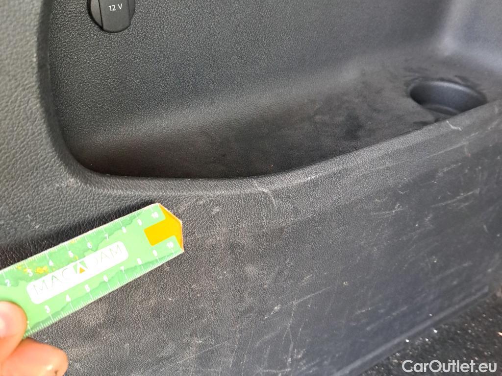  Volkswagen  Caddy VOLKSWAGEN  / 2015 / 5P / combi Outdoor 2.0 TDI 75kW (102CV) BMT DSG #14