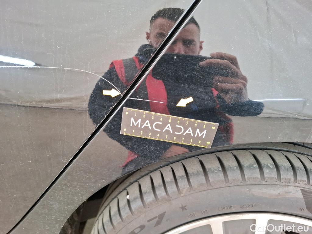  Bmw  Serie 1 Série 1 Berline 116 d Lounge 1.5 115CV BVM6 E6d #4