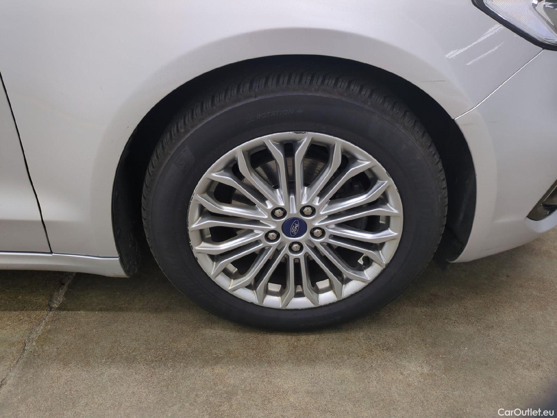  Ford  Mondeo  Break Titanium Business Hybrid 2.0 185CV BVA6 E6dT #30