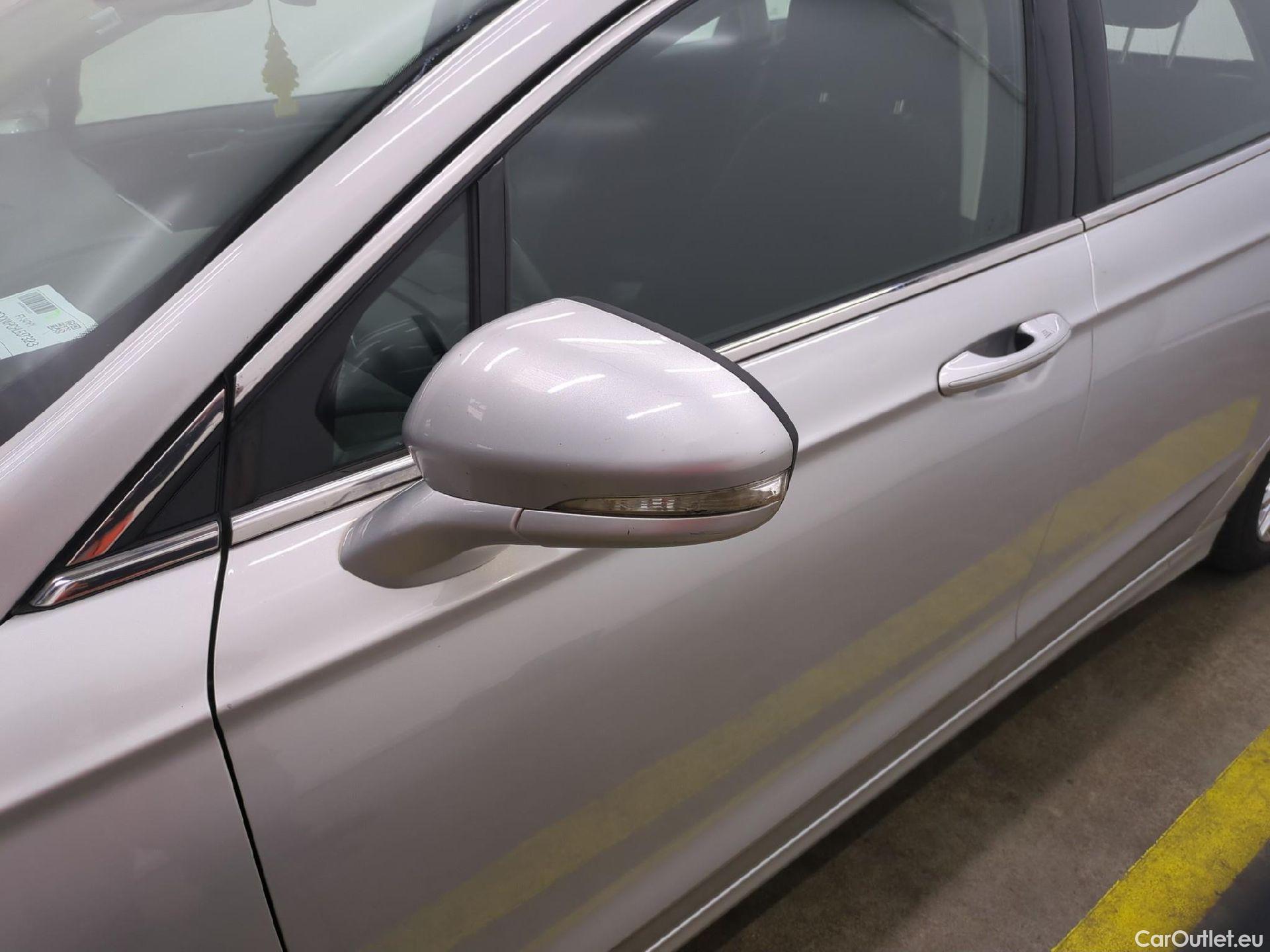  Ford  Mondeo  Break Titanium Business Hybrid 2.0 185CV BVA6 E6dT #42