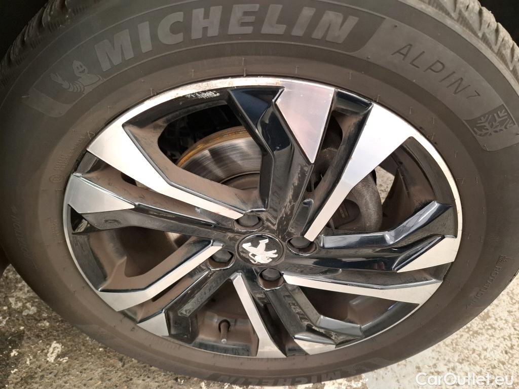  Peugeot  2008  Allure Business 1.2 PureTech 130CV BVA8 E6d #7