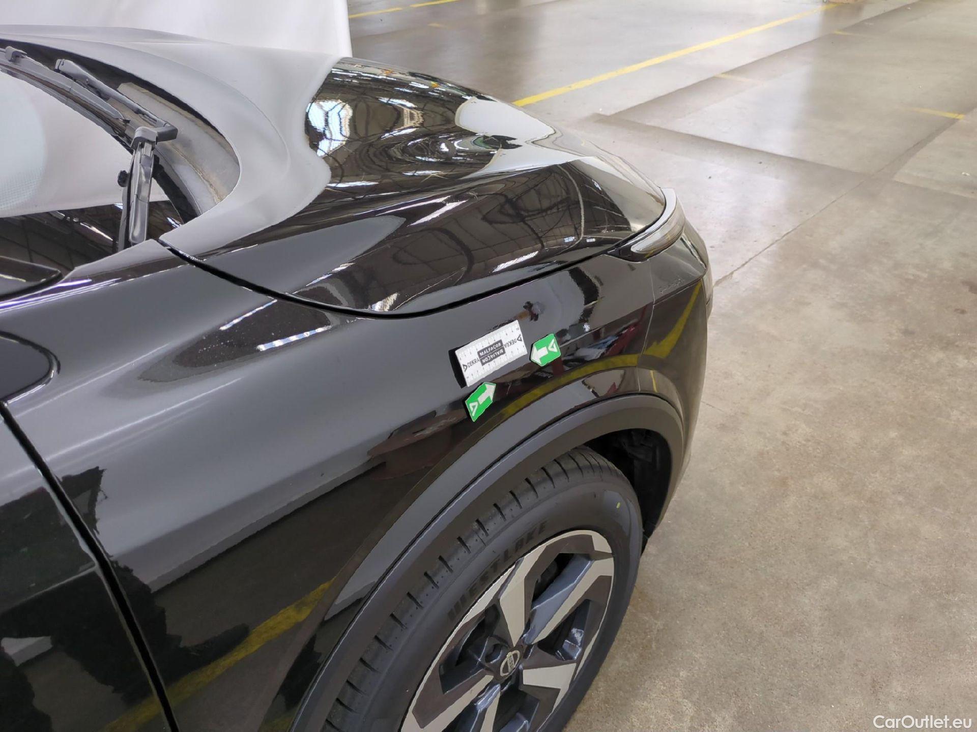  Nissan  Qashqai NISSAN  / 2021 / 5P / Crossover 1.3 MHEV 158ch Xtronic Tekna #12