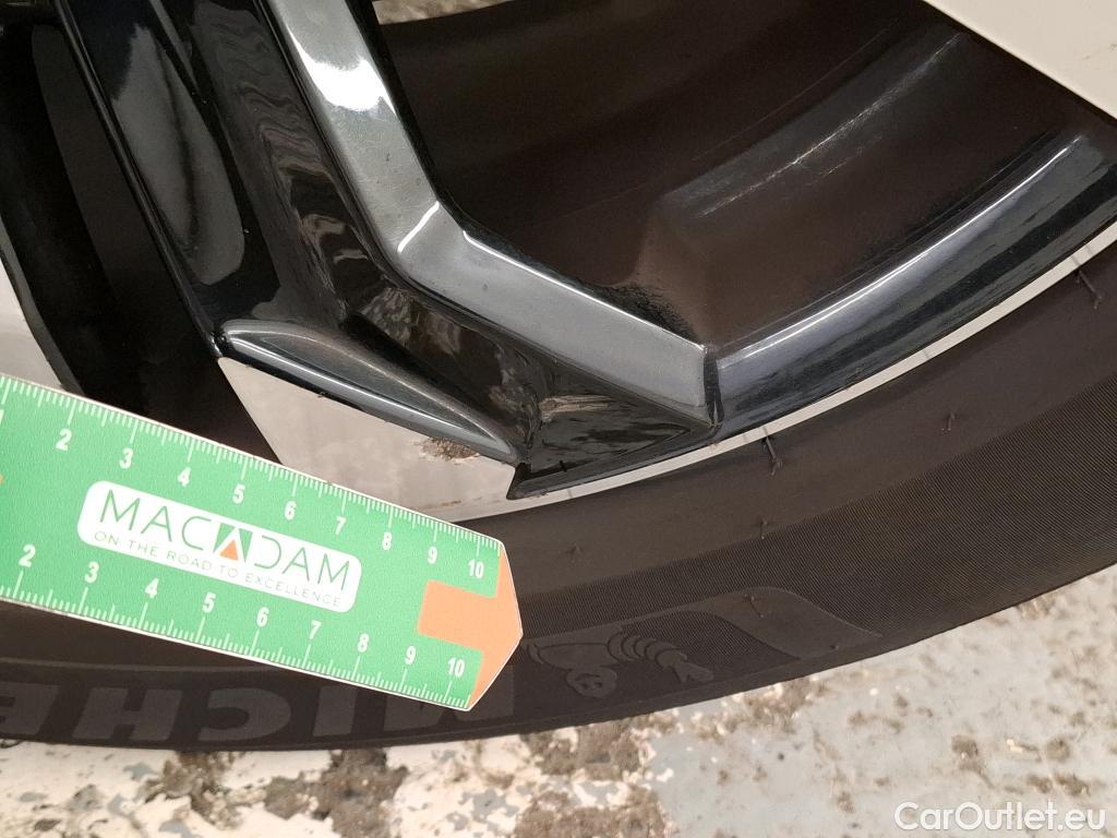  Peugeot  2008  Allure Business 1.2 PureTech 130CV BVA8 E6d #10