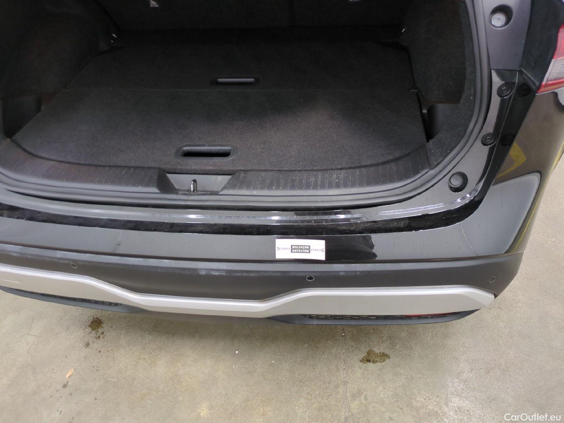  Nissan  Qashqai NISSAN  / 2021 / 5P / Crossover 1.3 MHEV 158ch Xtronic Tekna #8