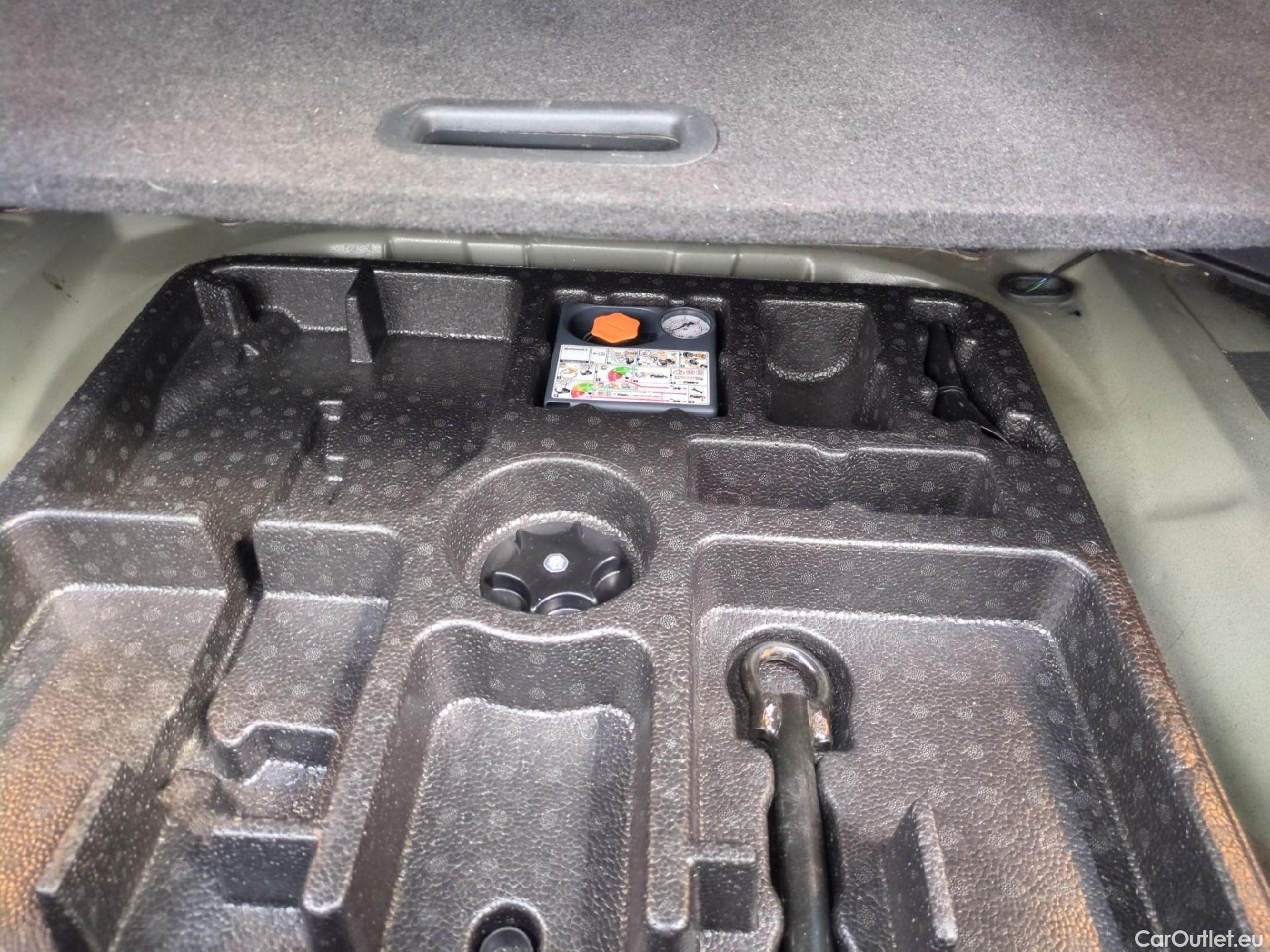  Nissan  Qashqai NISSAN  / 2021 / 5P / Crossover 1.3 MHEV 158ch Xtronic Tekna #3