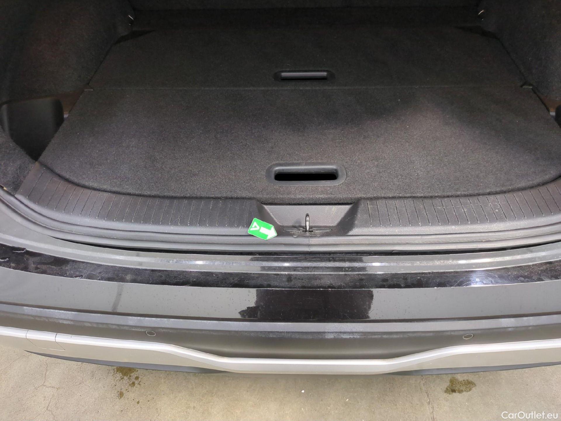  Nissan  Qashqai NISSAN  / 2021 / 5P / Crossover 1.3 MHEV 158ch Xtronic Tekna #10