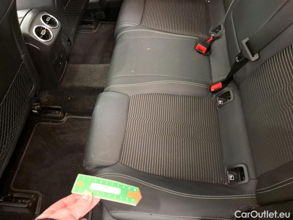  Mercedes  CLA-Klasse MERCEDES-BENZ CLA Shooting Brake / 2019 / 5P / Break CLA 200 d Business Line BA8 #41