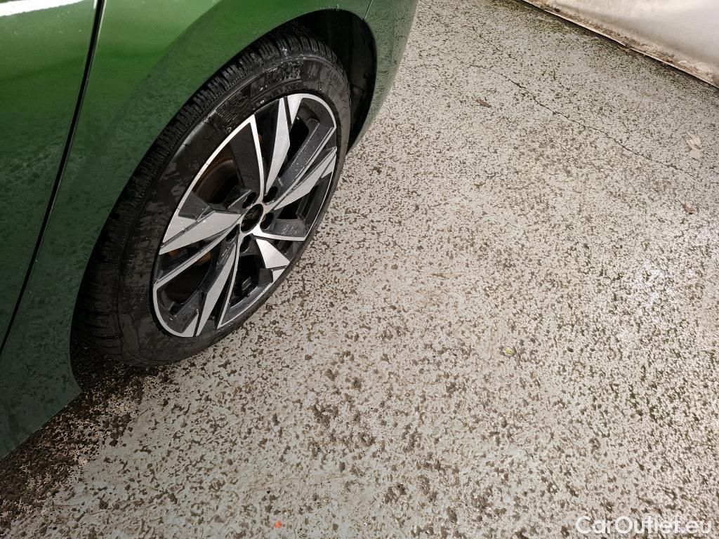  Peugeot  308  Allure 1.2 PureTech 130CV BVM6 E6d #69