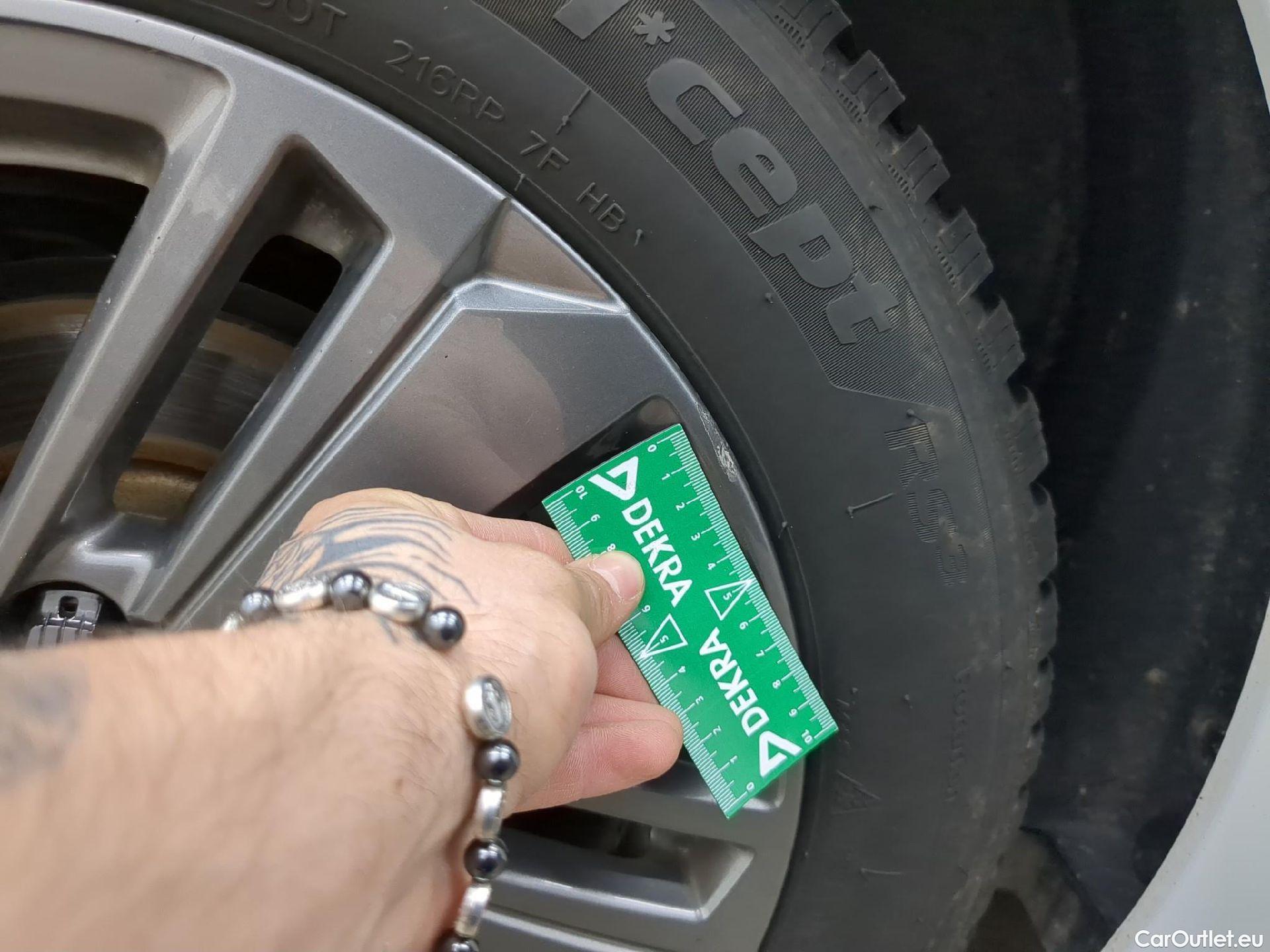  Peugeot  308 PEUGEOT  SW / 2021 / 5P / Break PureTech 130 S&S EAT8 ACTIVE PACK #11