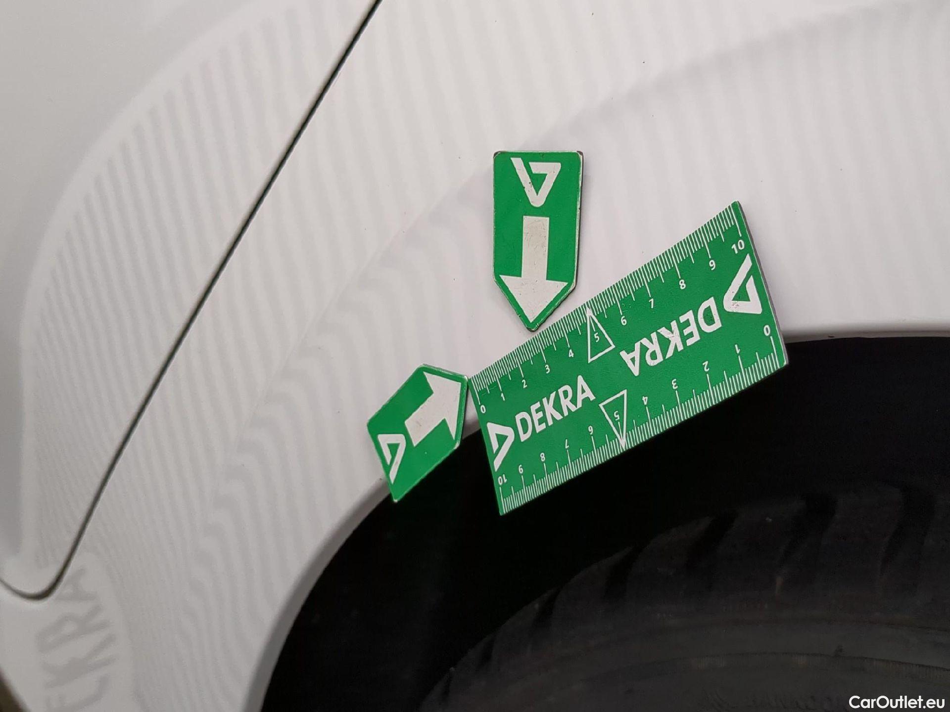  Peugeot  308 PEUGEOT  SW / 2021 / 5P / Break PureTech 130 S&S EAT8 ACTIVE PACK #36