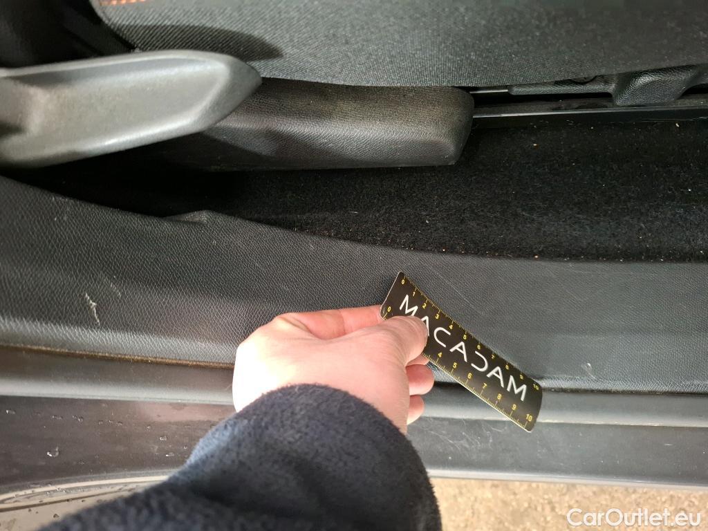  Peugeot  5008  Active Business 1.5 HDi 130CV BVA8 E6d #33