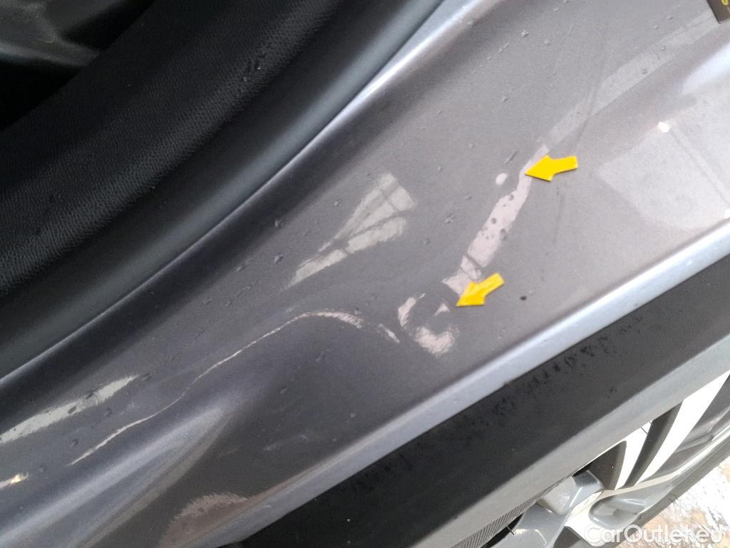  Peugeot  5008 PEUGEOT  / 2020 / 5P / SUV BlueHDi 130 S&S EAT8 Allure #66