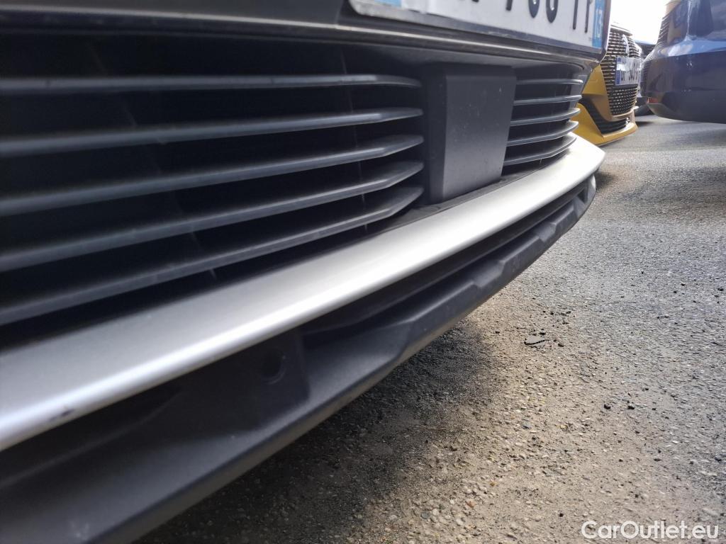  Peugeot  5008  Active Business 1.5 HDi 130CV BVA8 E6d #59