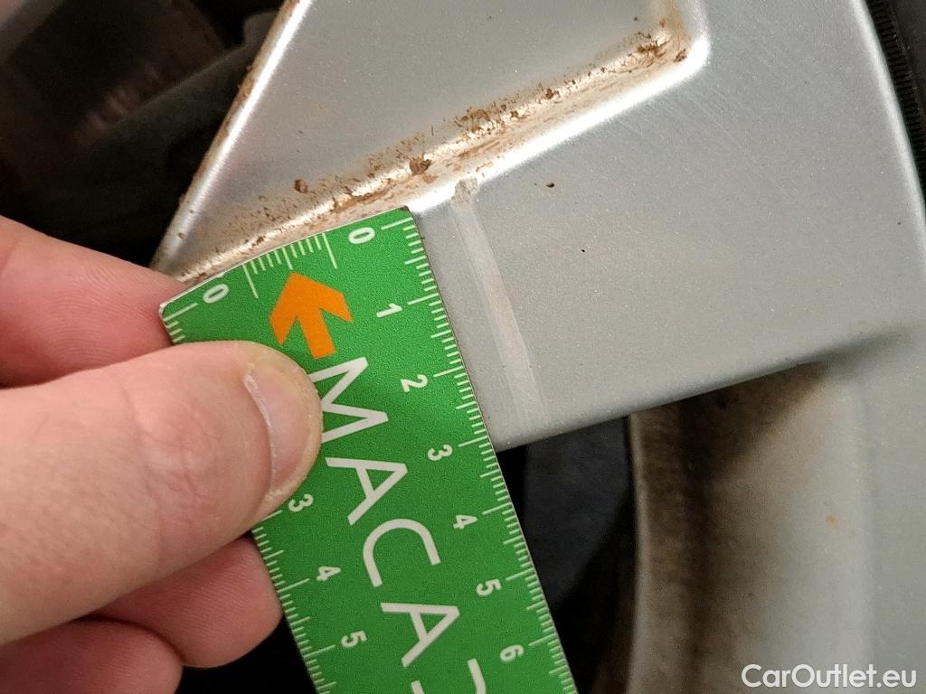  Peugeot  5008  Active Pack 1.5 HDi 130CV BVA8 7 Sieges E6d #14