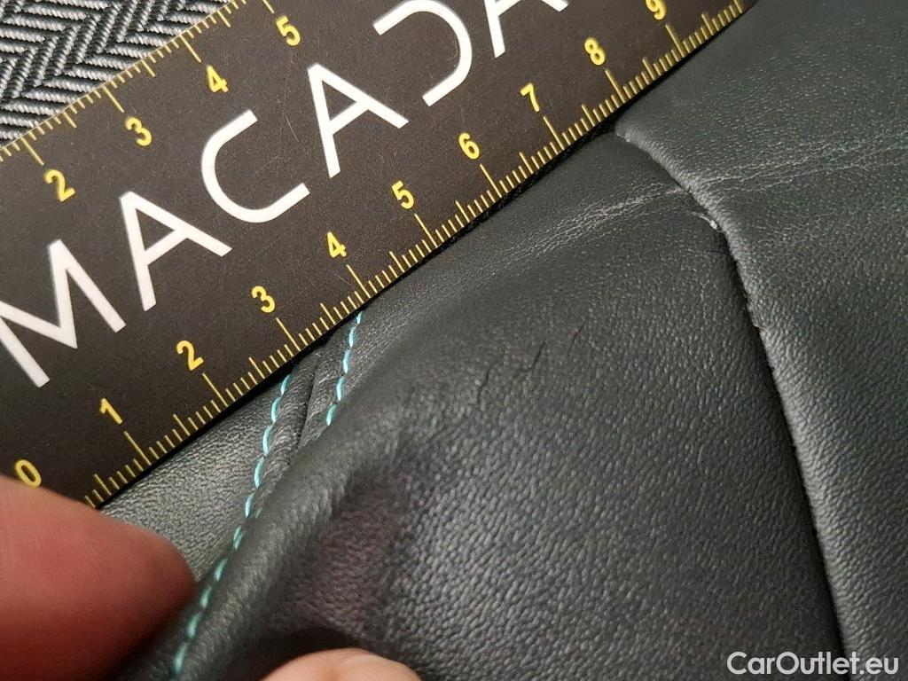  Peugeot  5008 PEUGEOT  / 2020 / 5P / SUV BlueHDi 130 S&S EAT8 Allure #47