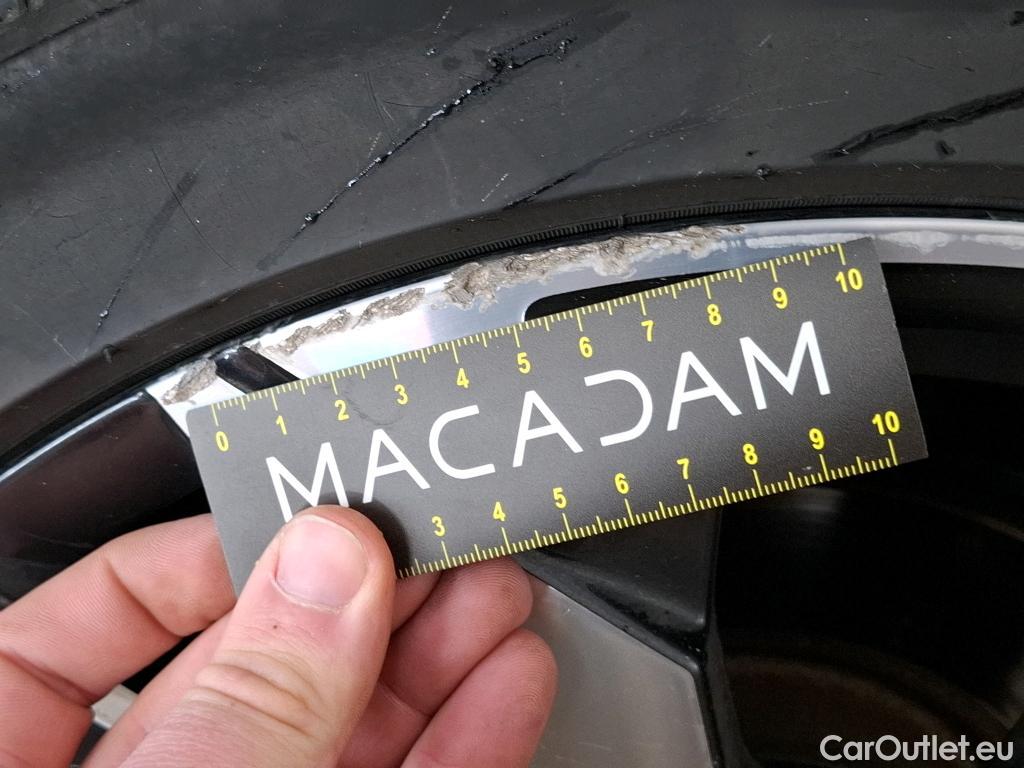  Peugeot  308 PEUGEOT  SW / 2021 / 5P / Break PureTech 130 S&S EAT 8 ALLURE #24