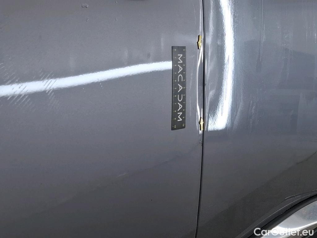  Peugeot  5008 PEUGEOT  / 2020 / 5P / SUV BlueHDi 130 S&S EAT8 Allure #43