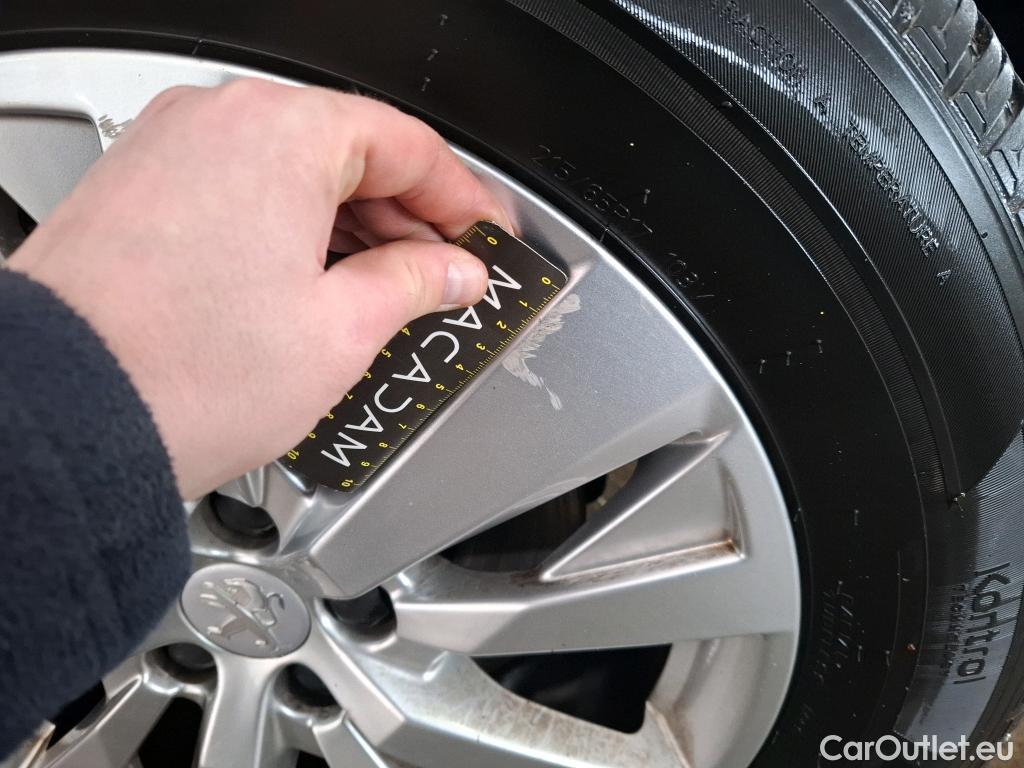  Peugeot  5008  Active Business 1.5 HDi 130CV BVA8 E6d #25