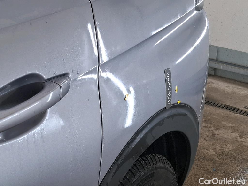  Peugeot  5008 PEUGEOT  / 2020 / 5P / SUV BlueHDi 130 S&S EAT8 Allure #60