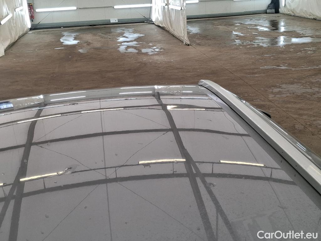  Peugeot  5008 PEUGEOT  / 2020 / 5P / SUV BlueHDi 130 S&S EAT8 Allure #10