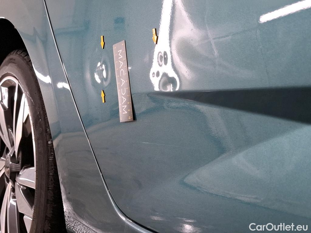  Peugeot  308 PEUGEOT  SW / 2021 / 5P / Break PureTech 130 S&S EAT 8 ALLURE #8