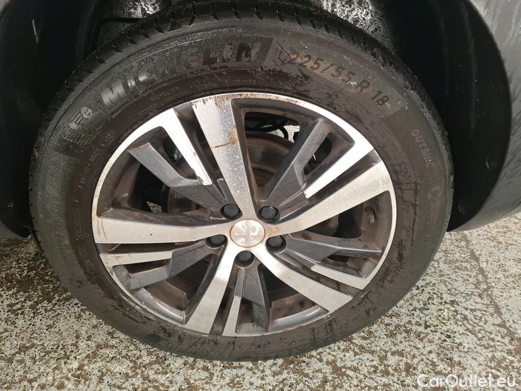  Peugeot  5008  Allure Pack 1.5 HDi 130CV BVM6 7 Sieges E6d #33