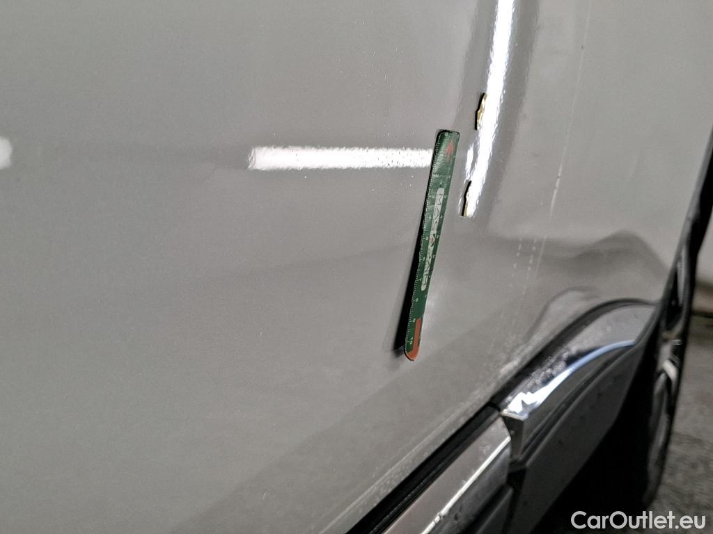  Peugeot  5008  Allure Pack 1.5 HDi 130CV BVM6 7 Sieges E6d #28